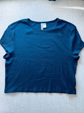H&M Ribbed Crewneck Tee